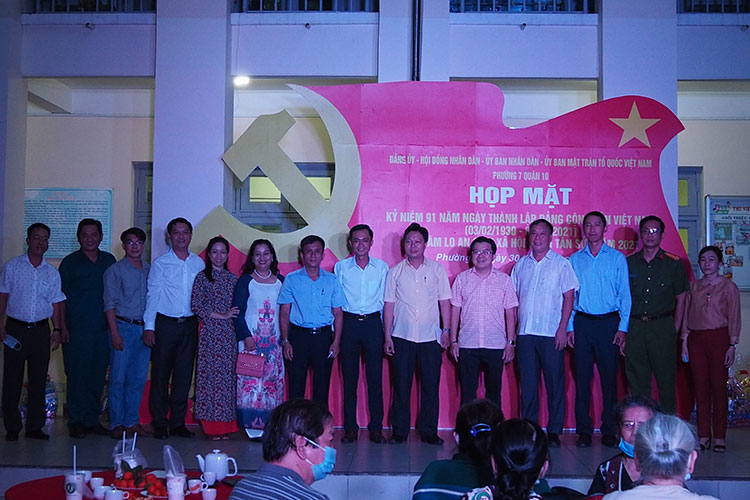 Image: Kỷ niệm 91 năm ngày thành lập Đảng Cộng sản Việt Nam và chăm lo an sinh xã hội trên địa bàn Phường 7 nhân dịp tết Tân Sửu 2021